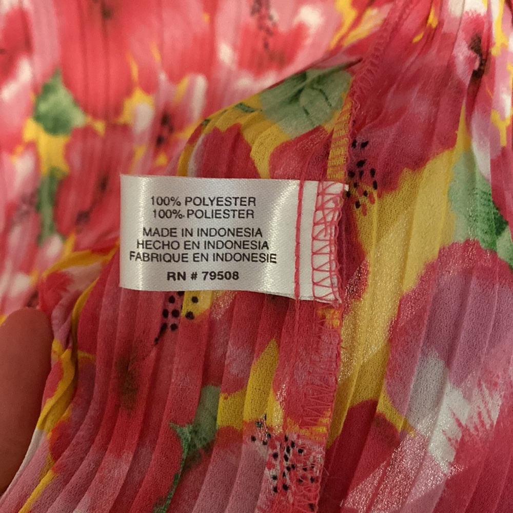 Tropical print button down blouse - Picture 5 of 5